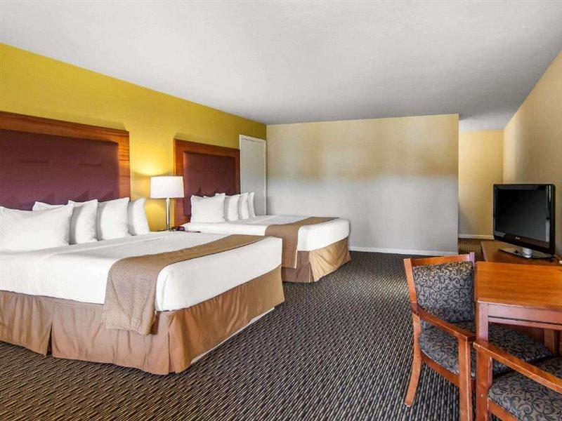 Quality Inn & Suites At Coos Bay North Bend Exterior foto